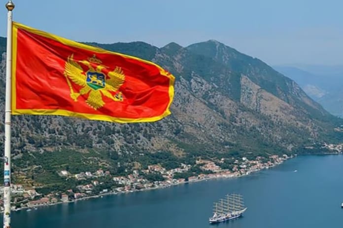 Karadağ Türk vatandaşlarına vize serbestisi uygulamasını yeniden yürürlüğe koyacak