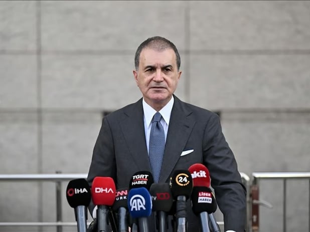 Ömer Çelik’ten Özel’e: Haddini bil