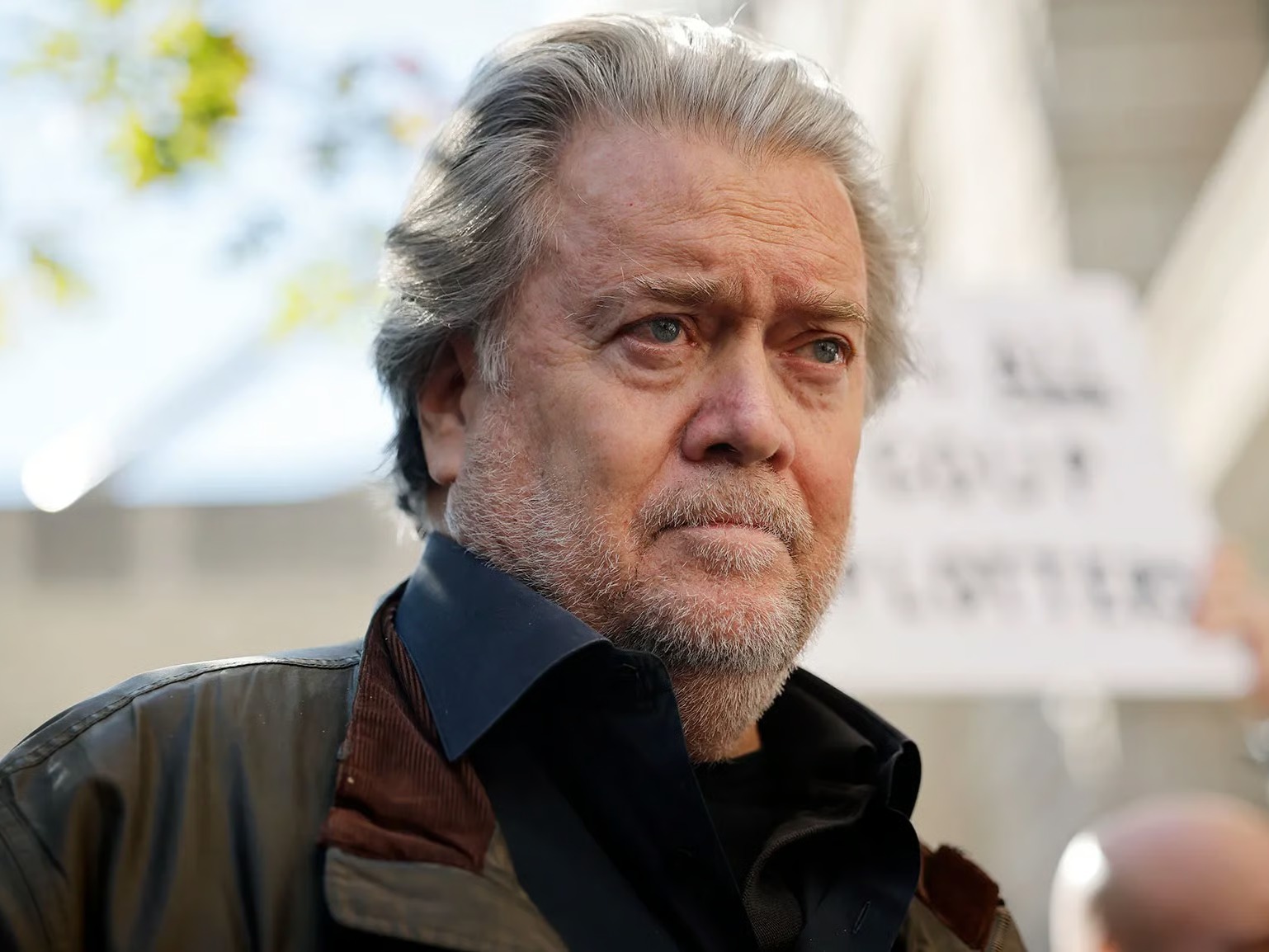  Bannon: CIA Misled Trump To Help Mossad