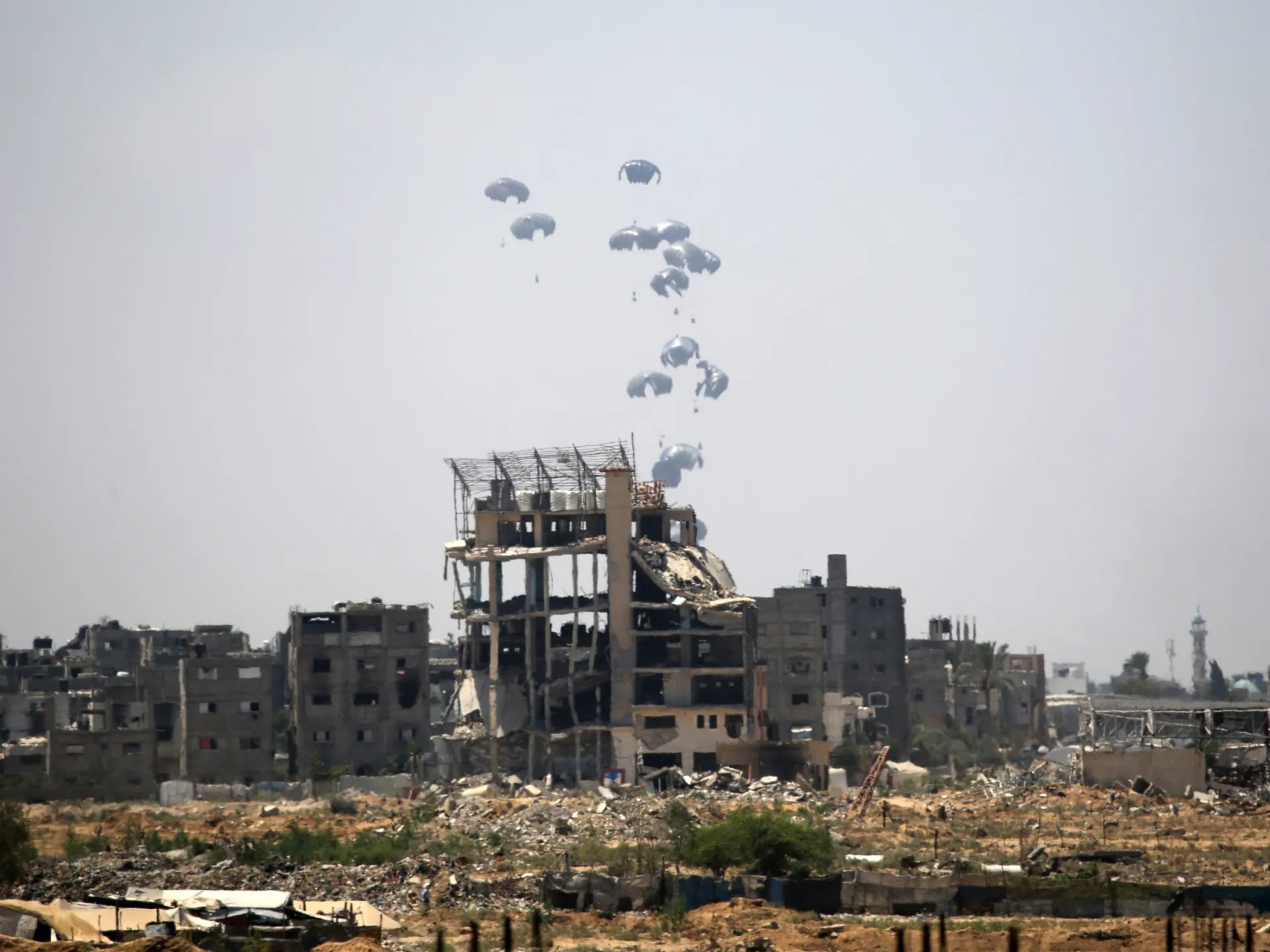 Child Dies In Gaza After Aid Drop, Bombing Toll Rises