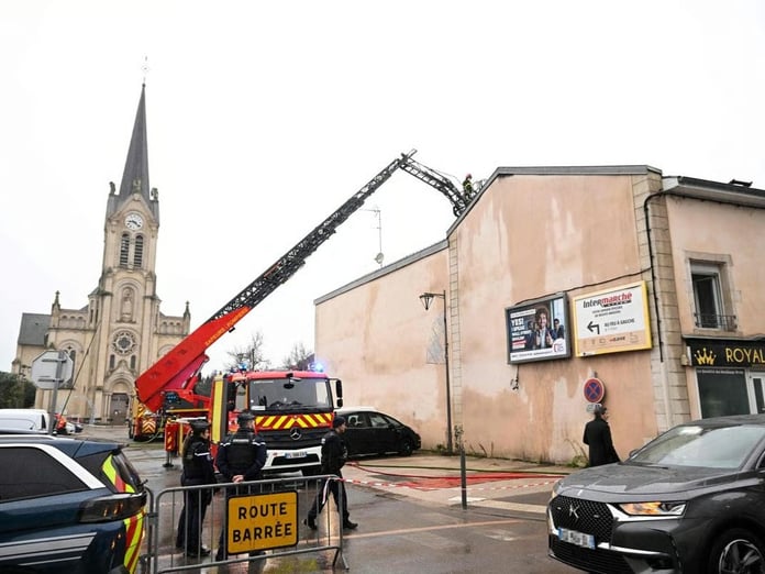 Fransa'da apartman yangınında 5 kişi hayatını kaybetti