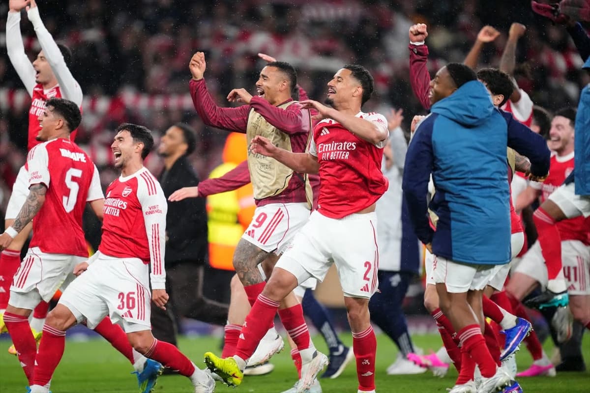 Şampiyonlar Ligi'nde ilk finalist Arsenal