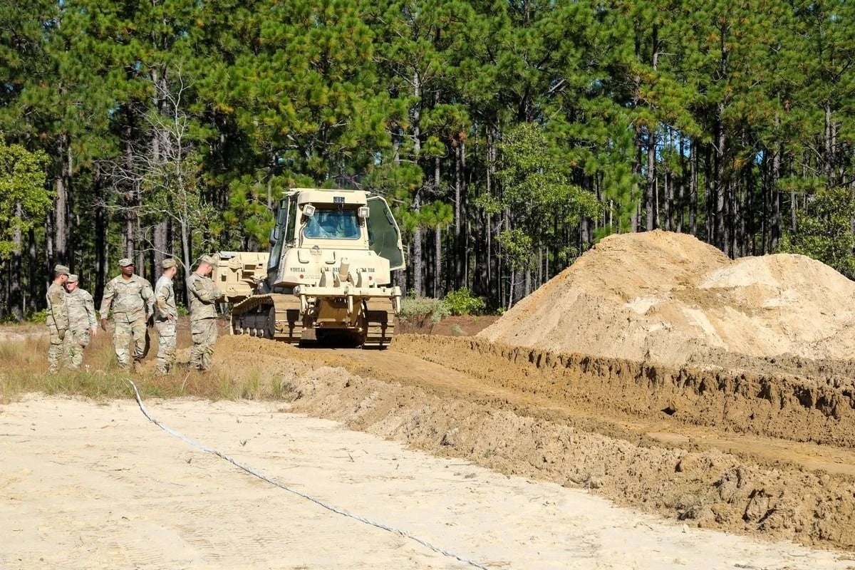 U.S. Army Practices Battlefield Mass Burials