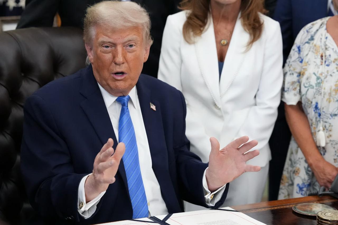 Trump duyurdu: İran'ı çok sert vuracağız