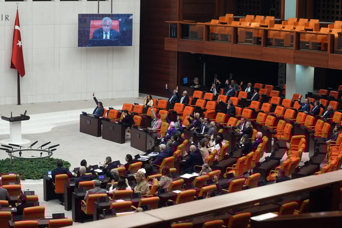 TBMM yeni haftaya yoğun gündemle giriyor
