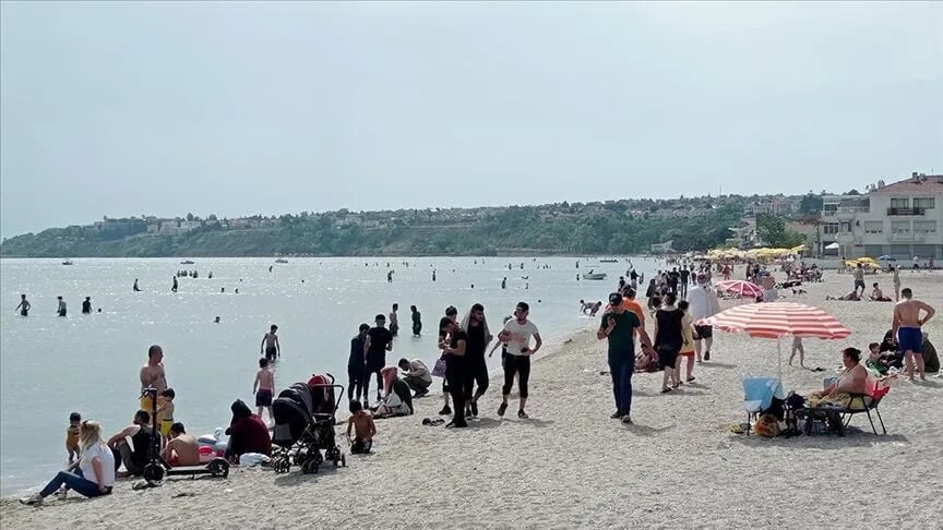 Plajda havlusunu seren vatandaş engellenebilir mi
