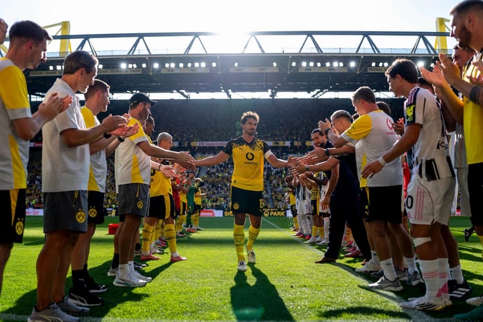 Borussia Dortmund'un efsanesi Mats Hummels, Juventus maçıyla futbol kariyerine veda etti