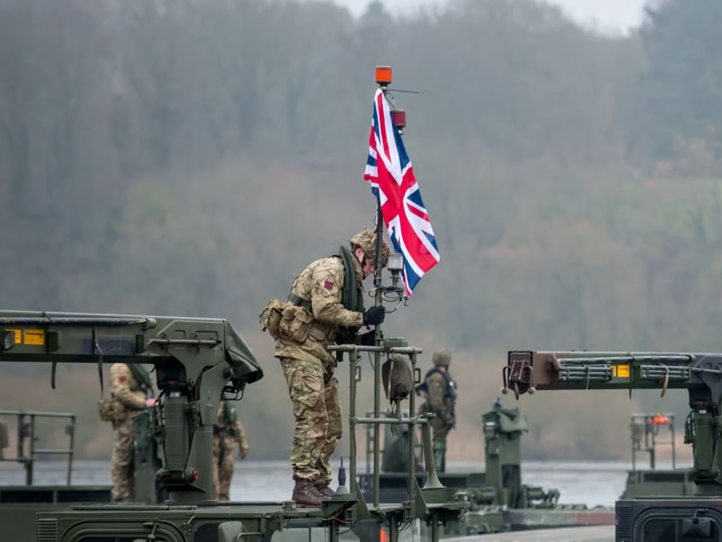 Elbit Systems UK, 2 milyar sterlinlik İngiliz ordusu eğitim ihalesini kaybetti