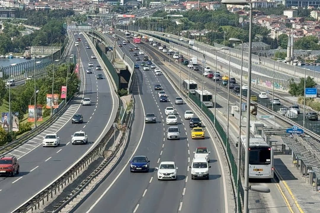 Bayramda 2 bin kaza: 26 kişi hayatını kaybetti