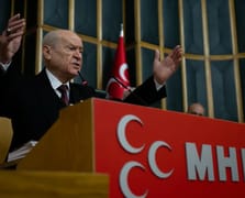 MHP Lideri Bahçeli'den Türk bayrağına saldırıya sert tepki: O eller kırılmalıdır