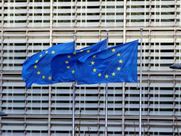 AB Meta ve TikTok'un şeffaflık kurallarını ihlal ettiğini açıkladı