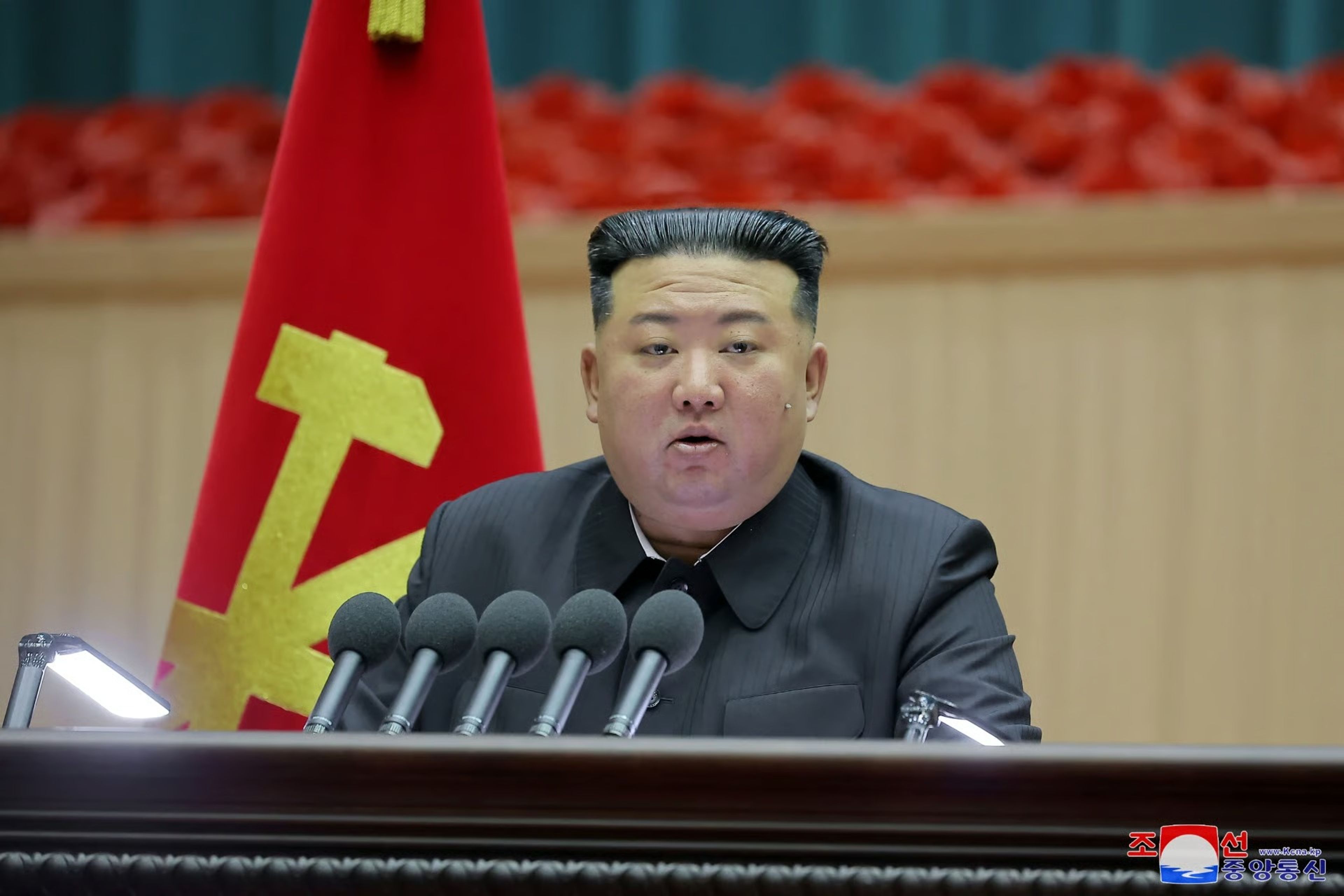 Kuzey Kore’de Kim Jong Un yeniden genel sekreter seçildi