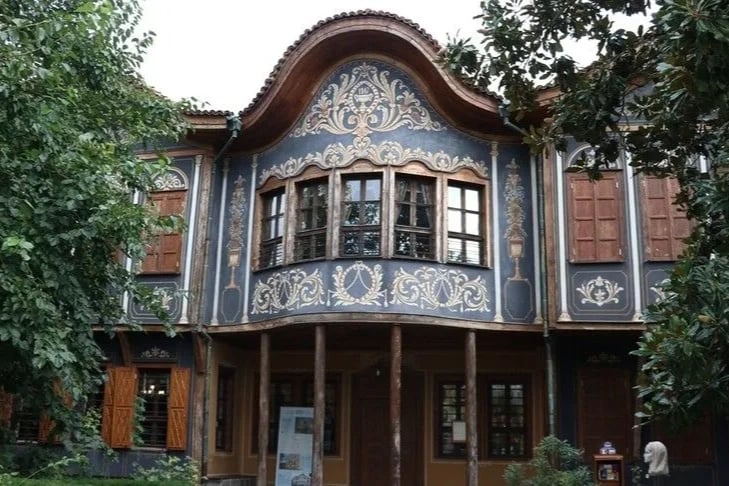 Filibe'deki tarihi konakta Bulgaristan'ın geleneksel yaşamı: Etnografya Müzesi
