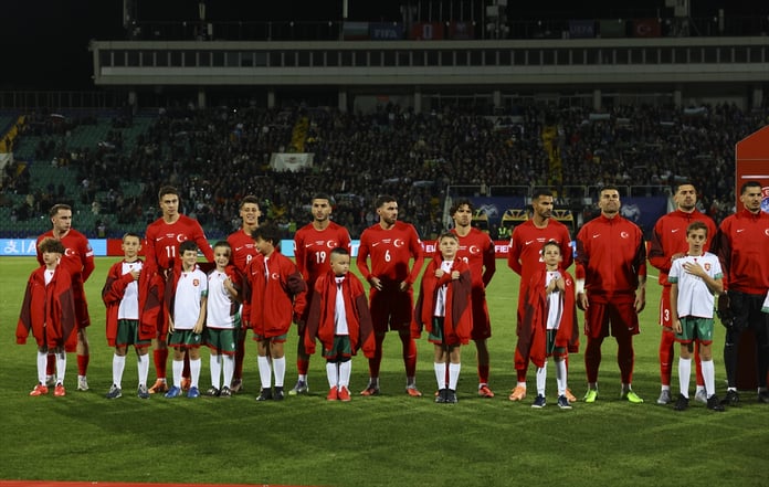 Filistinli çocuklar tribünde olacak