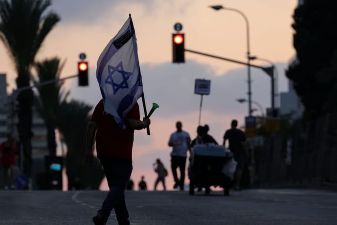 İsrail ekonomik kaygılar gerekçesiyle kısıtlamaları gevşetti