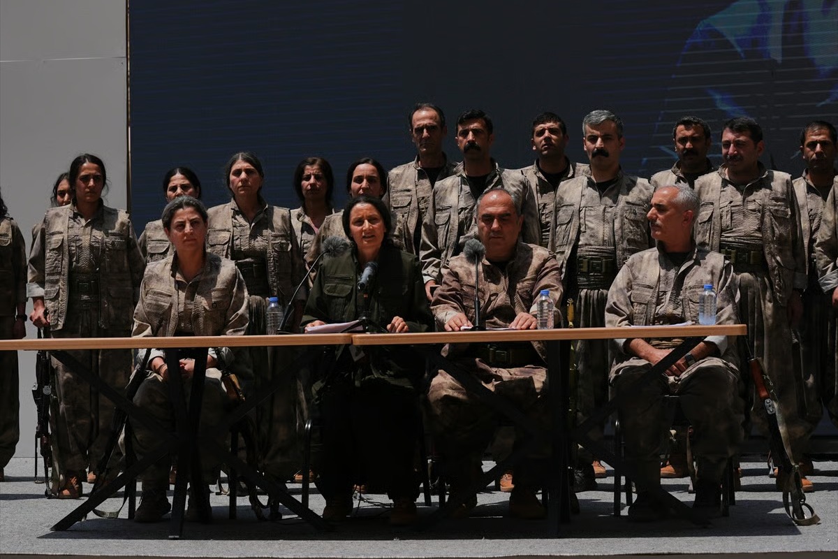 30 PKK'lı silah bıraktı: Açıklamanın tamamı