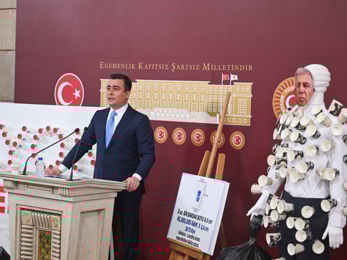 Osman Gökçek'ten Mansur Yavaş'a yolsuzluk suçlaması