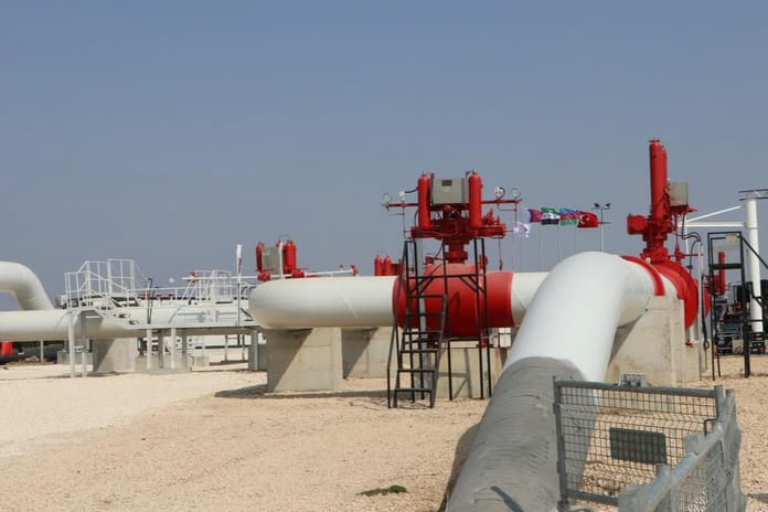 Suriye’de köylüler su ararken doğalgaz buldu