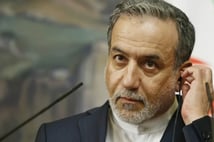 Abbas Arakçi İsrail'in yakıt depolarına saldırı düzenlemesine tepki gösterdi