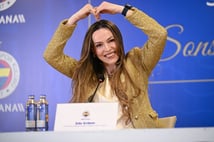 Sarı lacivertli bir ömre adanmış son imza: Eda Erdem Fenerbahçe ile 2 yıl daha sahada 