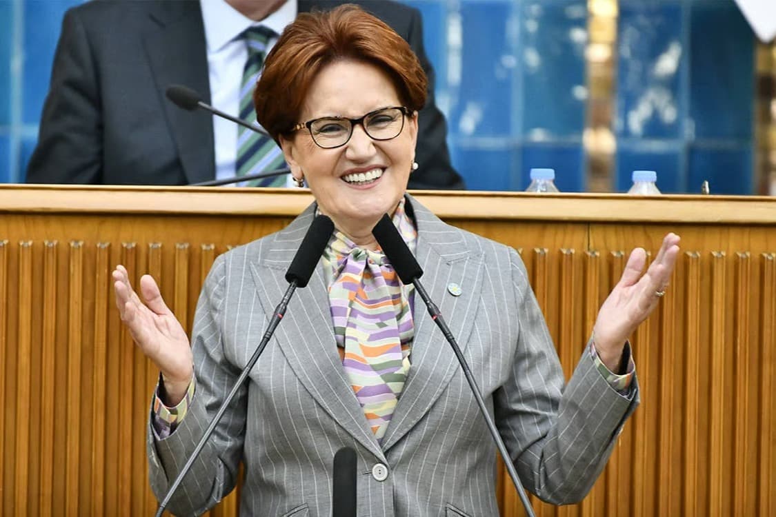  Meral Akşener yeniden sahalarda!