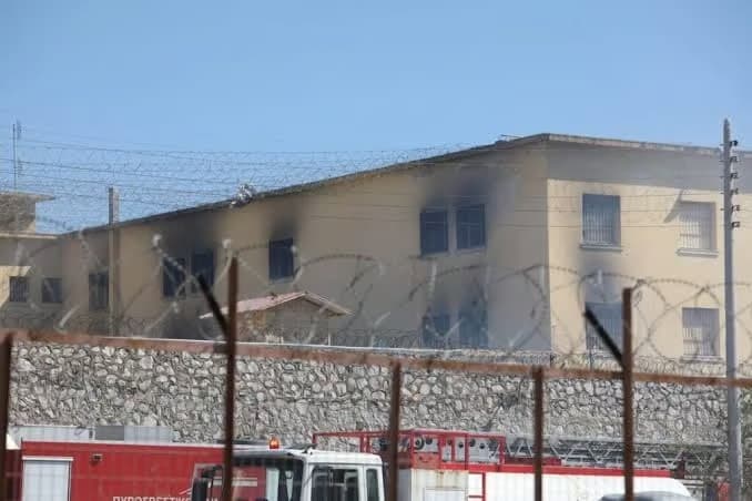 Türk mahkumun iadesi sırasında Yunan cezaevinde isyan çıktı