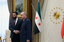 Al Jazeera: Trump'ın Suriye yaptırımlarını kaldırması ve İran'ın bölgesel yenilgisi