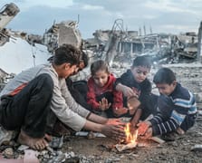 Gazze'de kış felaketi: Soğuk hava ve fırtına 17 can aldı 