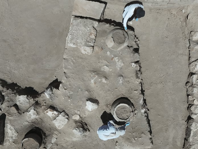 Bitlis'teki Selçuklu Kalesi'nde sikke ve seramikler ortaya çıkarıldı