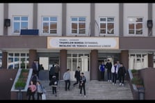 Çekmeköy'de lise öğrencisinden bıçaklı saldırı: İki öğretmen ve bir öğrenci yaralandı