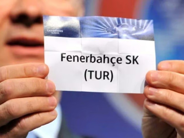 Kura çekimi tamamlandı: Fenerbahçe, Şampiyonlar Ligi'nde Robin van Persie'li Feyenoord ile tur mücadelesi verecek