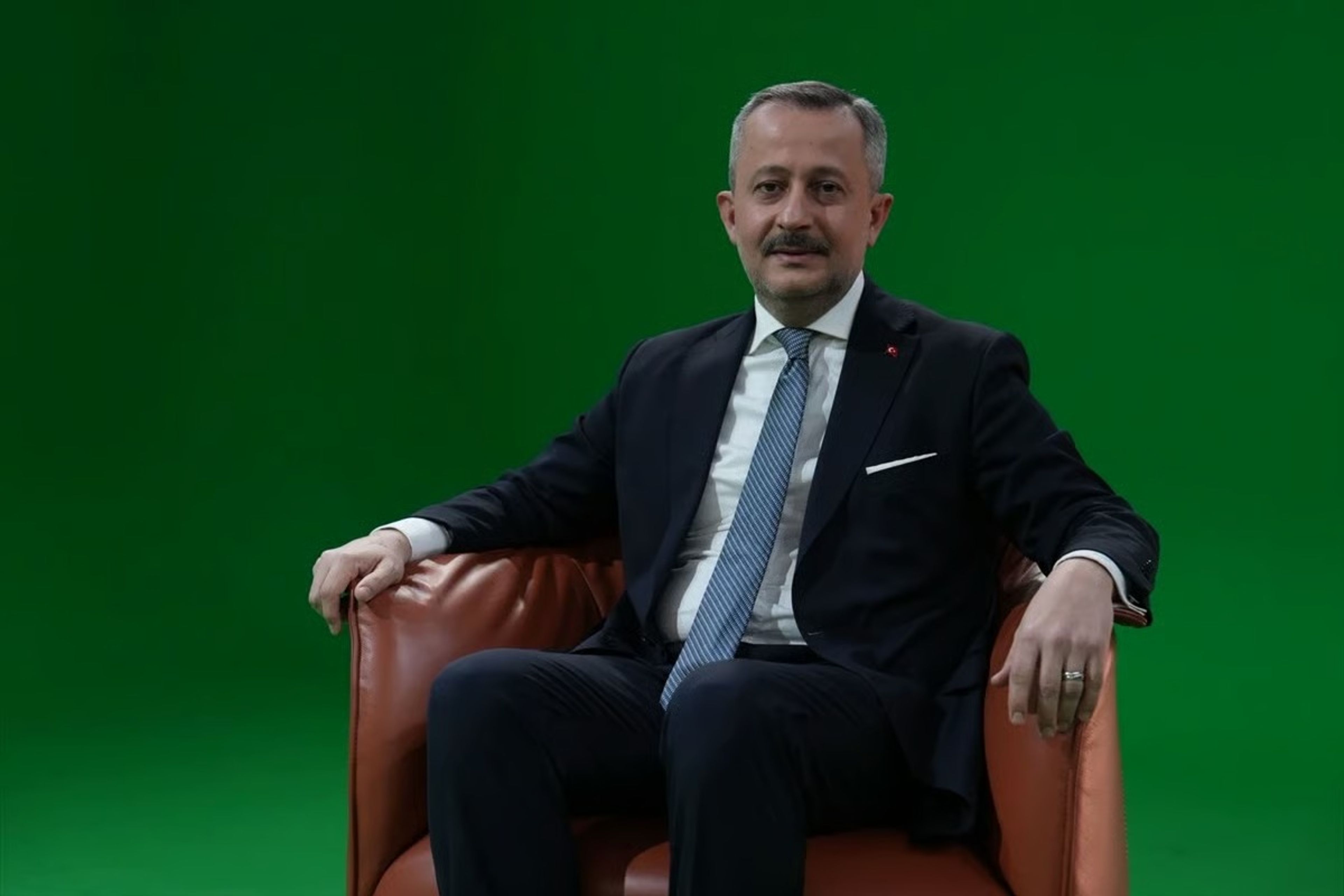 Aile Vakfı Başkanı Karabıyık'tan medya içeriklerine "toplumsal etki değerlendirme sistemi" önerisi