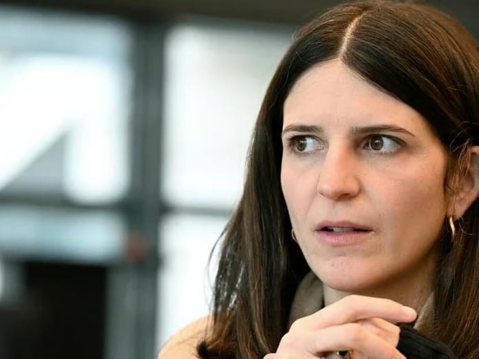 Fransa’da tartışmalı yayın sonrası hükümete eleştiri