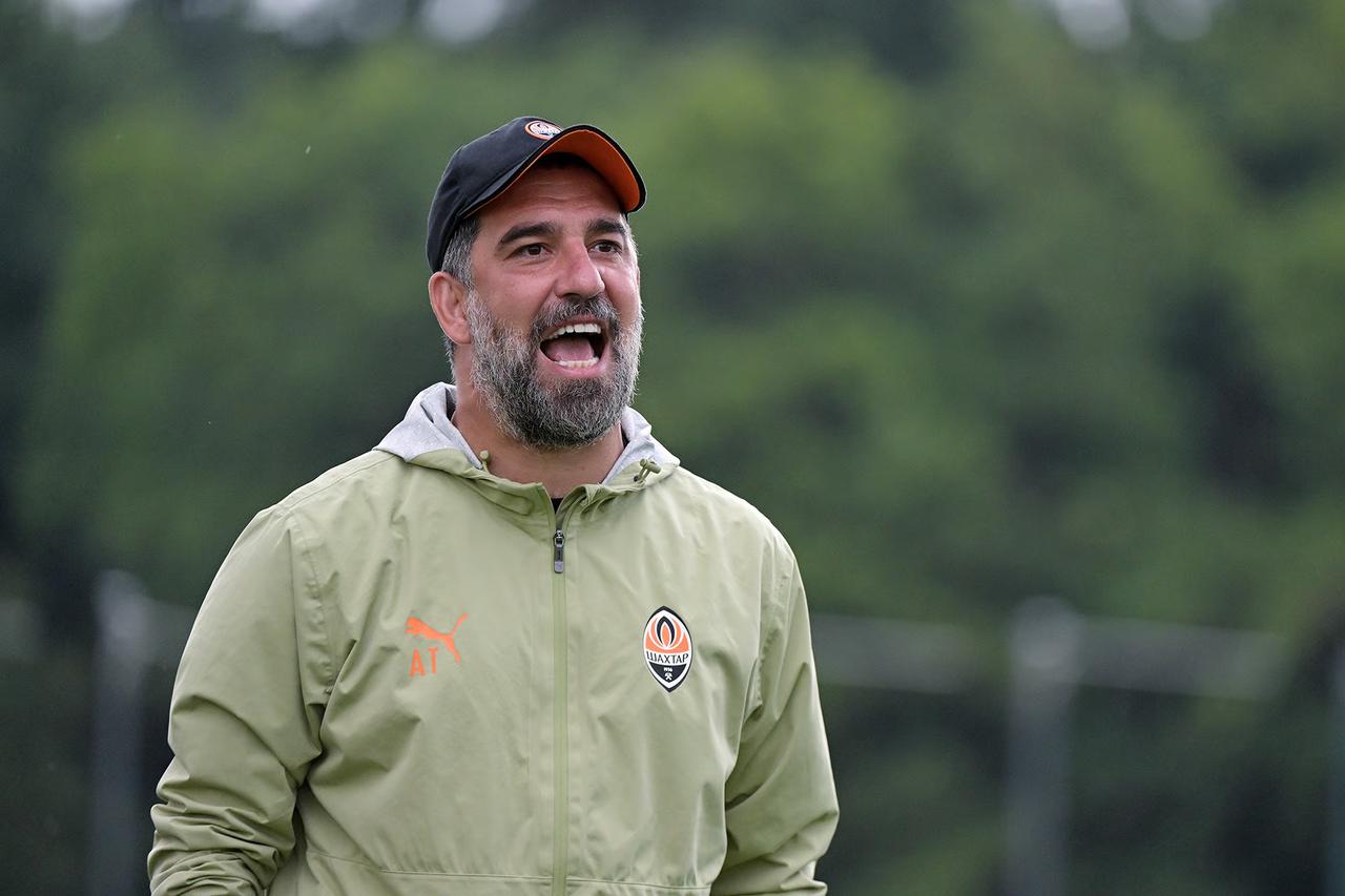 Arda Turan yönetimindeki Shakhtar Donetsk, ilk hazırlık maçını kazanarak Avrupa Ligi öncesi moral depoladı