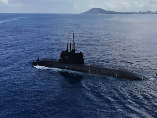 Tayvan, yerli Hai Kun denizaltısının ilk dalış testlerine başladı