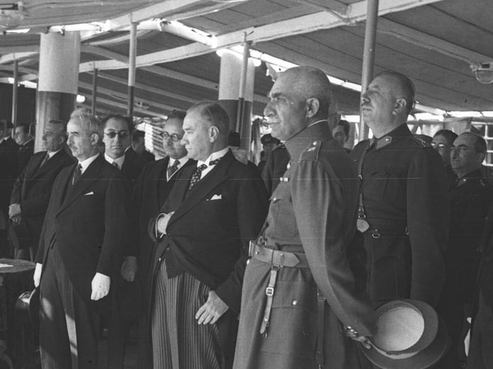 Tarihte Bugün: Sadabad Paktı imzalandı