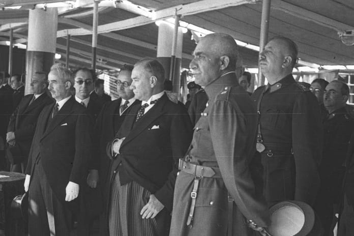 Tarihte Bugün: Sadabad Paktı imzalandı