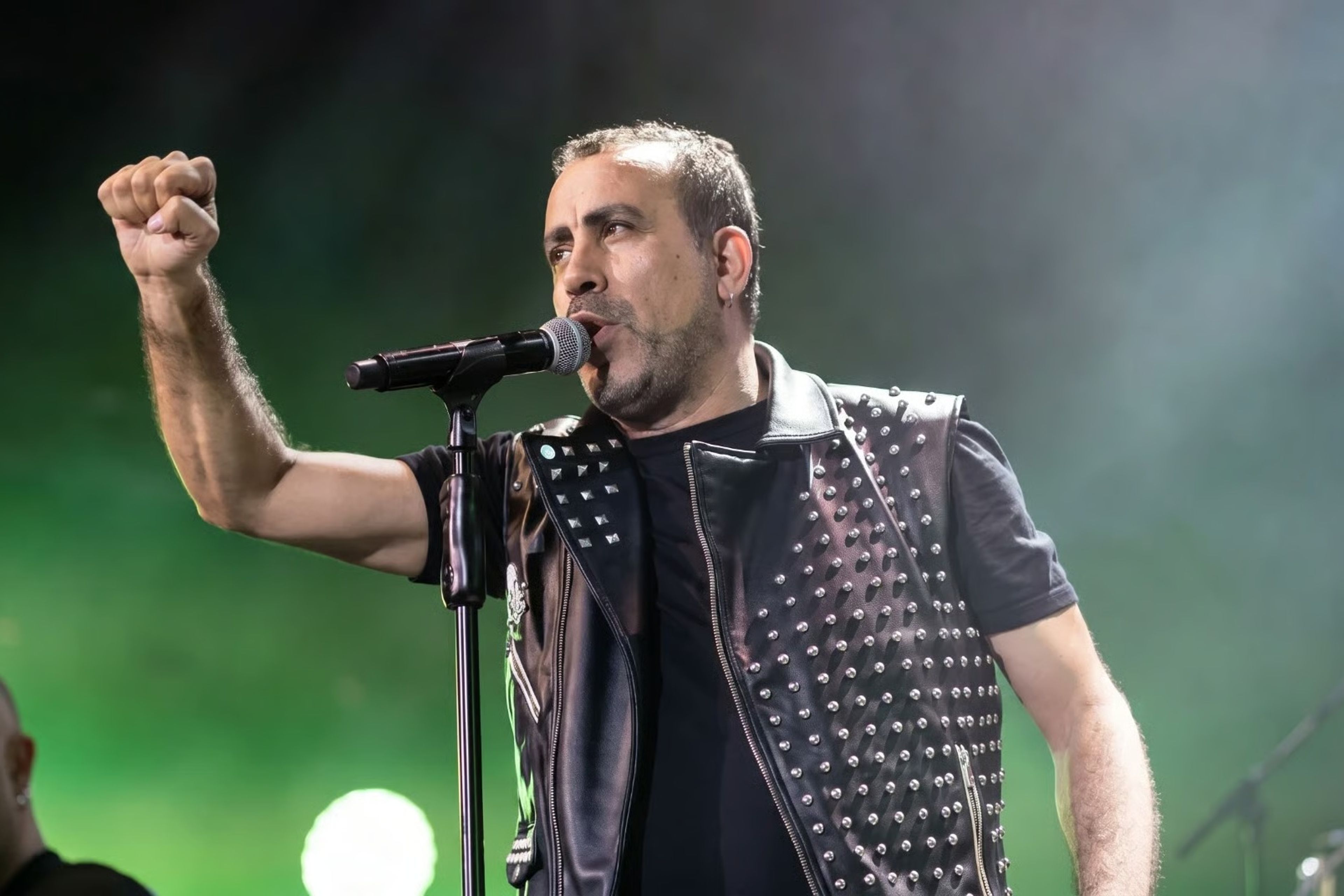 Haluk Levent'e karşılıksız çekten 70 milyon TL'lik ceza