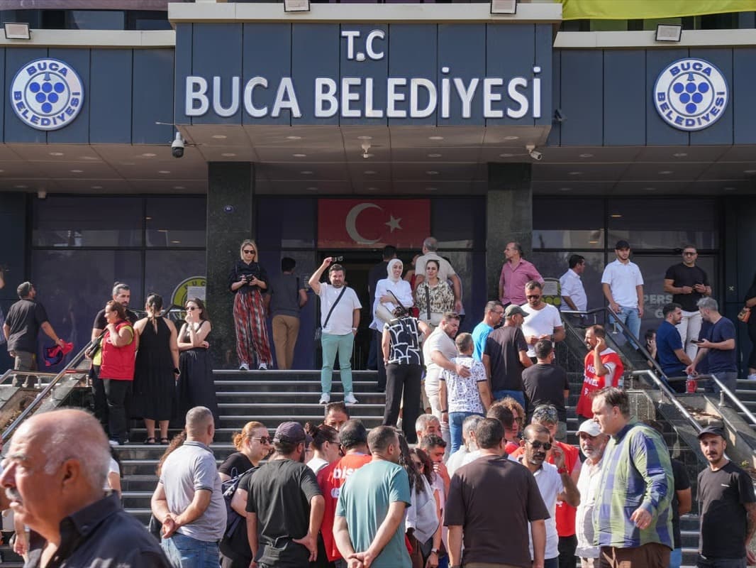 Buca Belediyesi'nde işçi eylemi sona erdi