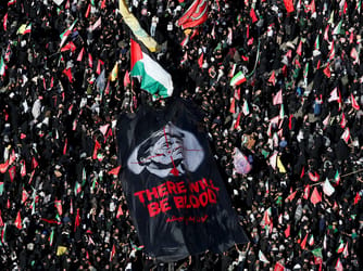 Trump Orders Extreme Strikes on Iran If Assassinated