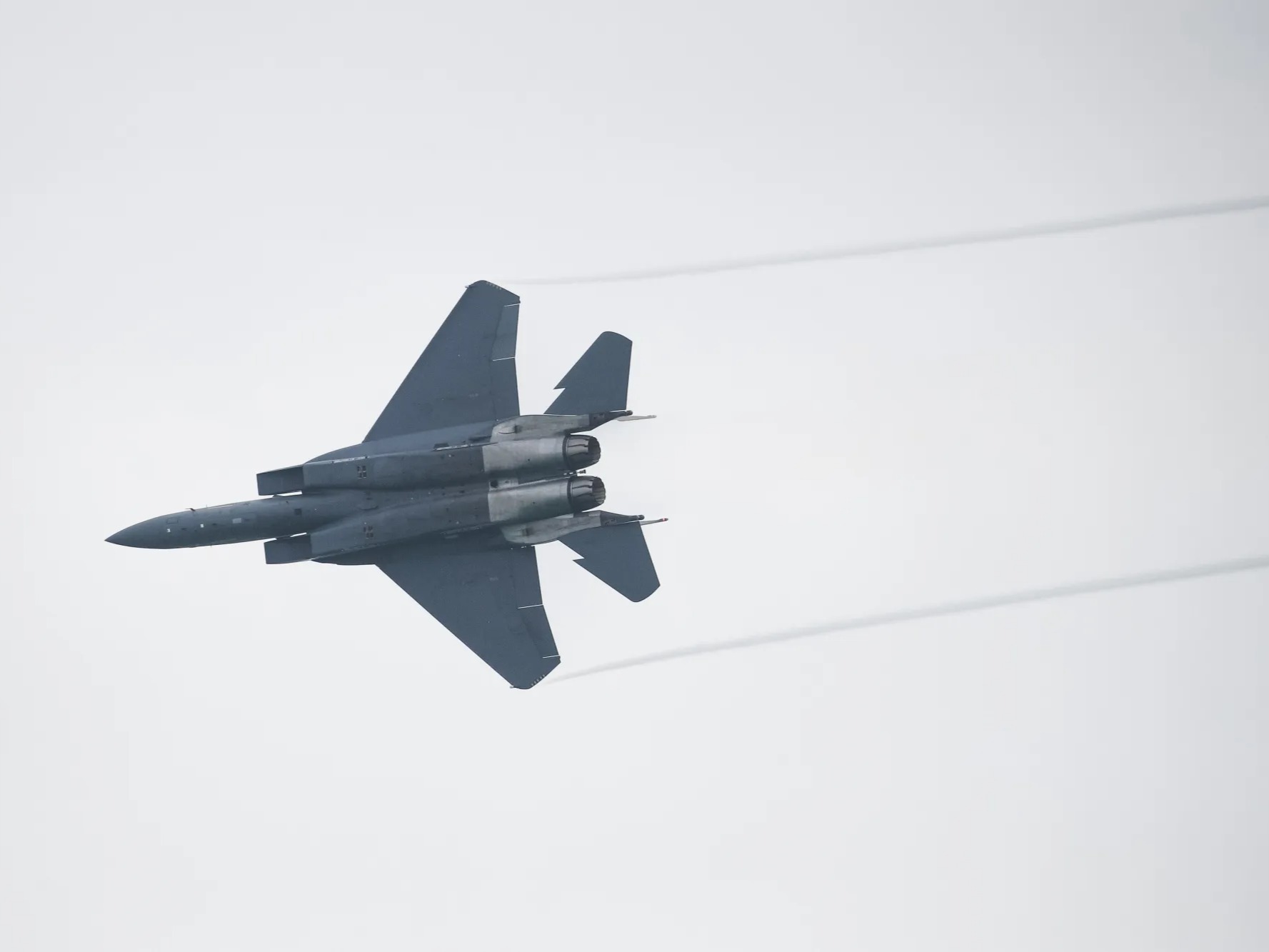 Singapore, US Scrap Plans for F-15 Fighter Jet Deployment