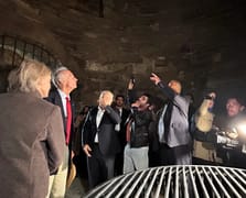 Tolstoy'un yeğeni, atasının tutulduğu Yedikule Zindanları'nı ziyaret etti