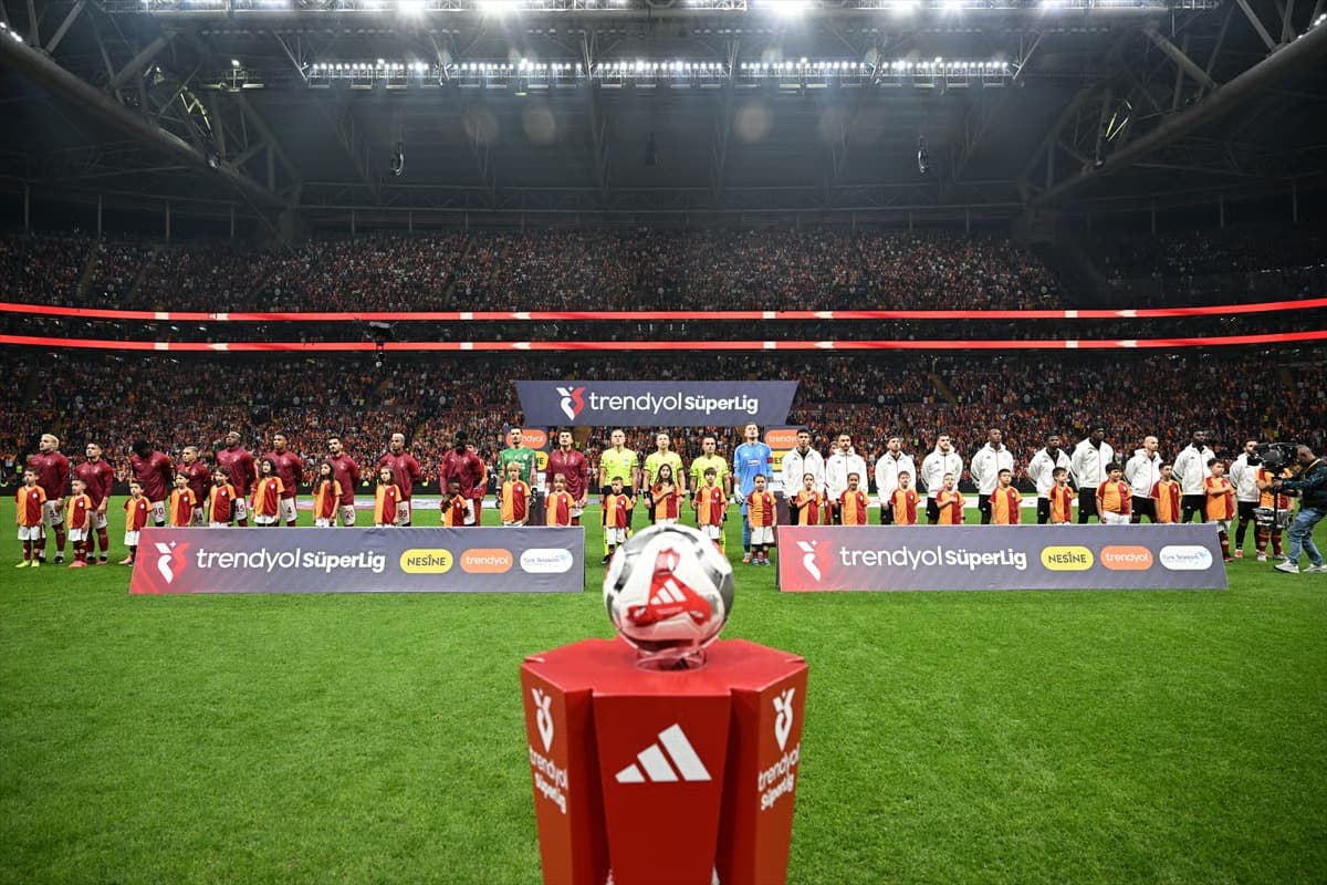Süper Lig'de 8. haftanın panoraması: Zirve mücadelesinde yeni dengeler, namağlup takımlar