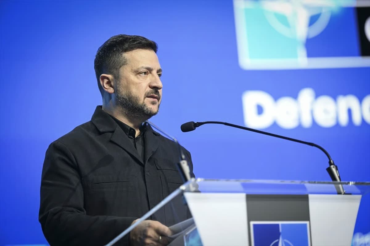 Ukrayna Devlet Başkanı Zelenskiy, Avrupa’dan anti-balistik füze sistemlerini seri üretmesini istedi