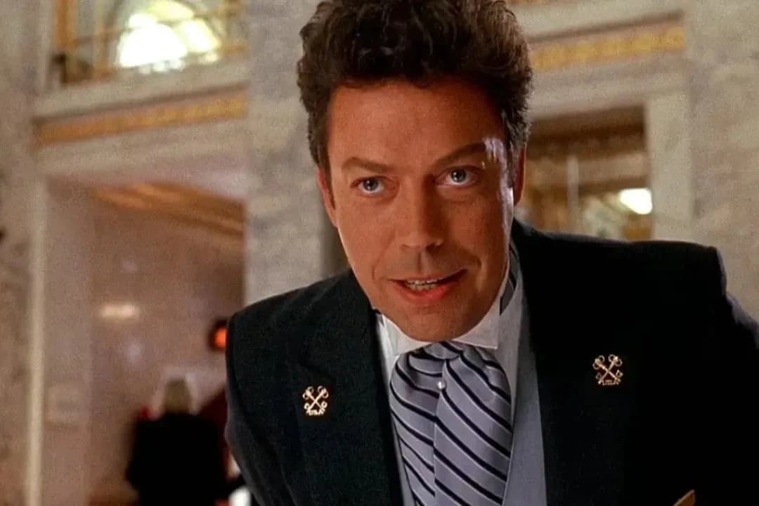 Kötü karakterlerin ustası: Tim Curry