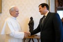 Rubio Trump-Papa gerilimini düşürmek için Vatikan'da