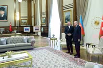 Arab News: Azerbaycan-Rusya gerilimi ve Türkiye'nin dengeleyici rolü