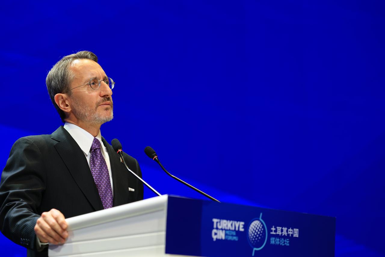 Fahrettin Altun, Türkiye İnsan Hakları ve Eşitlik Kurumu Başkanlığı'na atandı