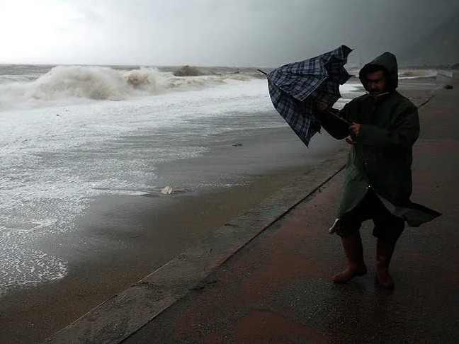 Meteoroloji uyardı! Ani sel ve fırtına tehlikesi kapıda