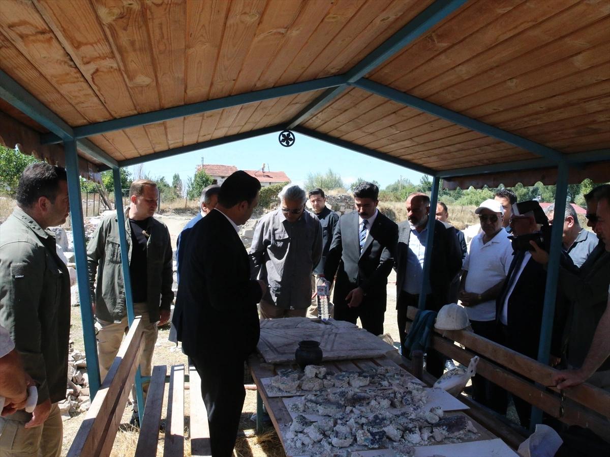 Sebastapolis Antik Kenti gün yüzüne çıkıyor